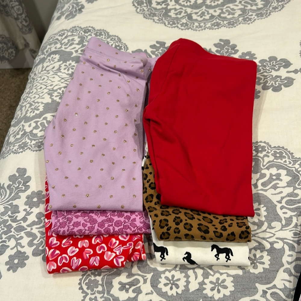 6 pairs of Crewcut leggings. Size 6 or 6-7.